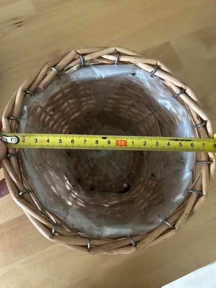 Photo of free Small plant basket (Bernards Heath AL3) #2