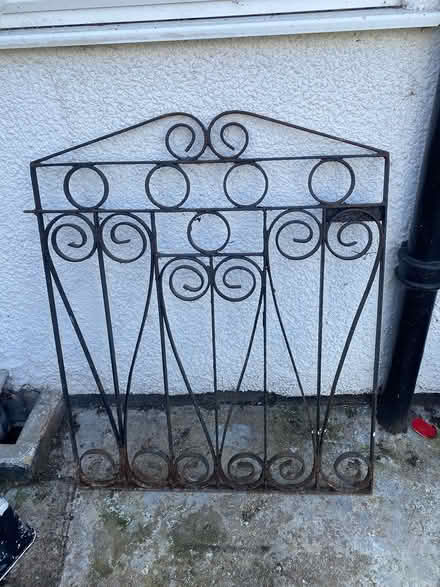 Photo of free Metal gate (Mitcham) #1