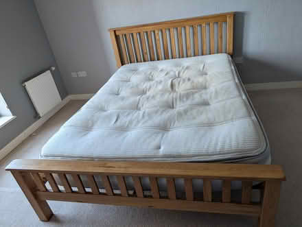 Photo of free Queen mattress, quality soft (CR4 1GB) #1