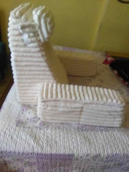 Photo of free Bed reading pillow (60th cedar ave 19143) #3