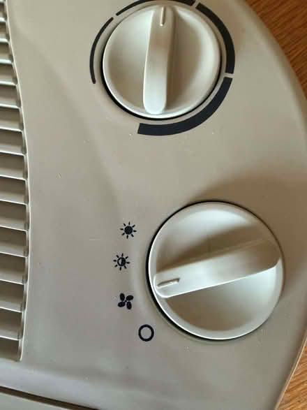 Photo of free Electric fan (Pangbourne RG8) #2