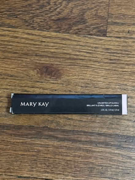 Photo of free Pink Ballerina-Mary Kay Lip Gloss (Clason Point Bronx NY) #1