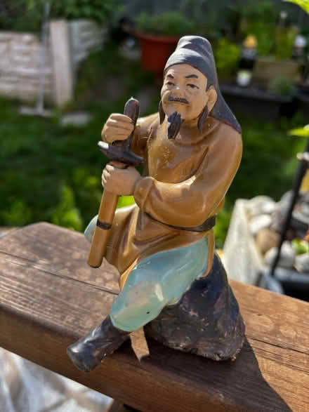Photo of Chinese figure (Halewood L25) #1