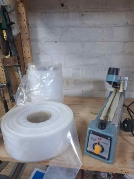 Photo of free Impulse sealer and bags (Se9 4ae) #1