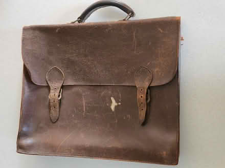 Photo of free Old leather briefcase (Neat Enstone OX7) #1