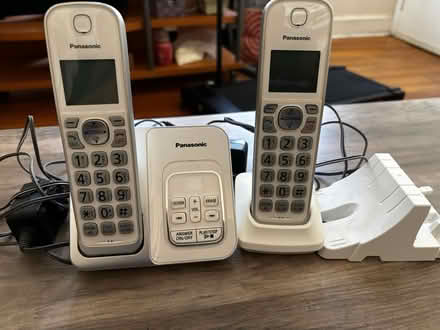 Photo of free Cordless phones (Rosedale, NY) #1