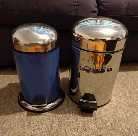 Photo of free 2 bathroom pedal bins (St albans) #1