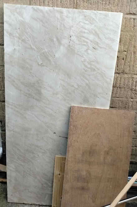 Photo of free Worktop and wood (Bampton OX18) #1