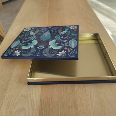 Photo of free Biscuit tin #2 (OX4 Rose Hill) #2