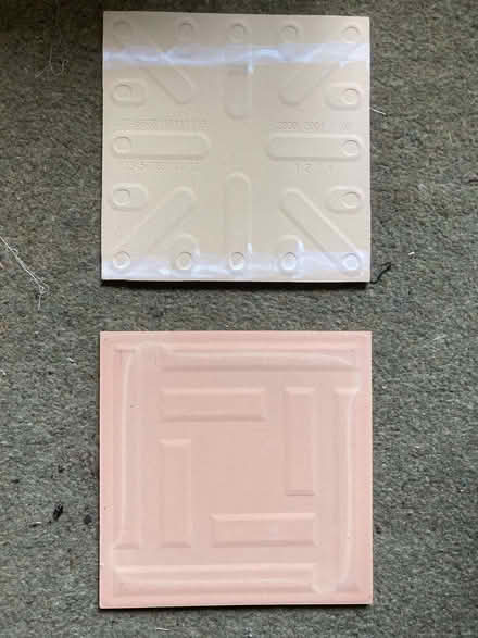 Photo of free 33 glazed white tiles, 15 x 15 cm (Colchester CO1) #4