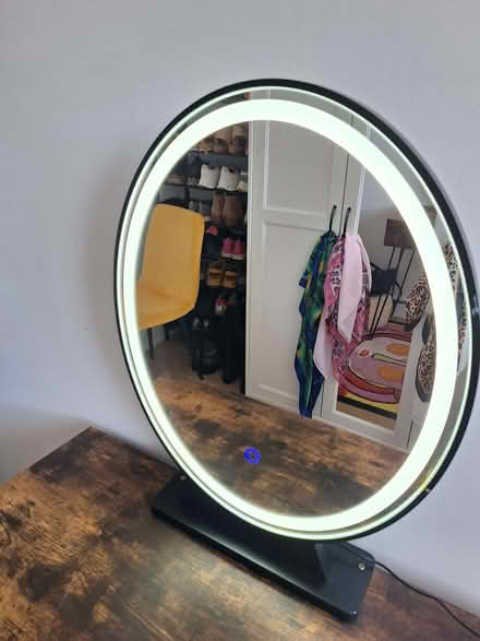 Photo of free Dressing Table (Wendover HP22) #2