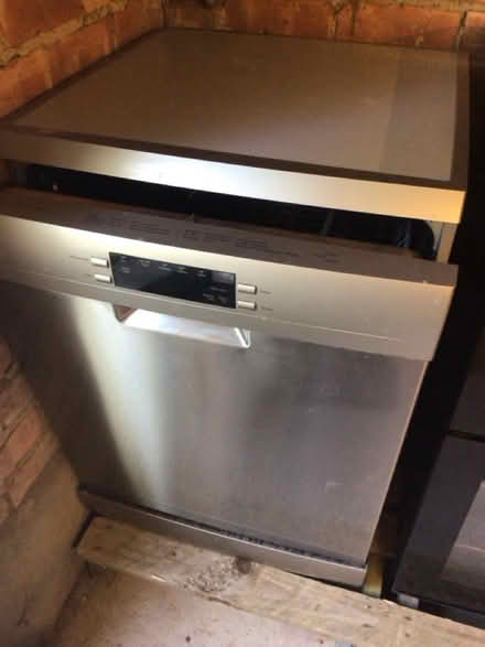 Photo of free Dishwasher. (Birch Vale SK22) #1