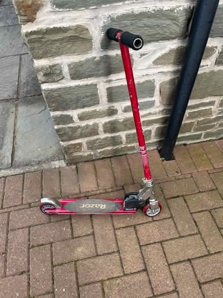 Photo of free Kids Red Scooter (Kingennie DD5) #1