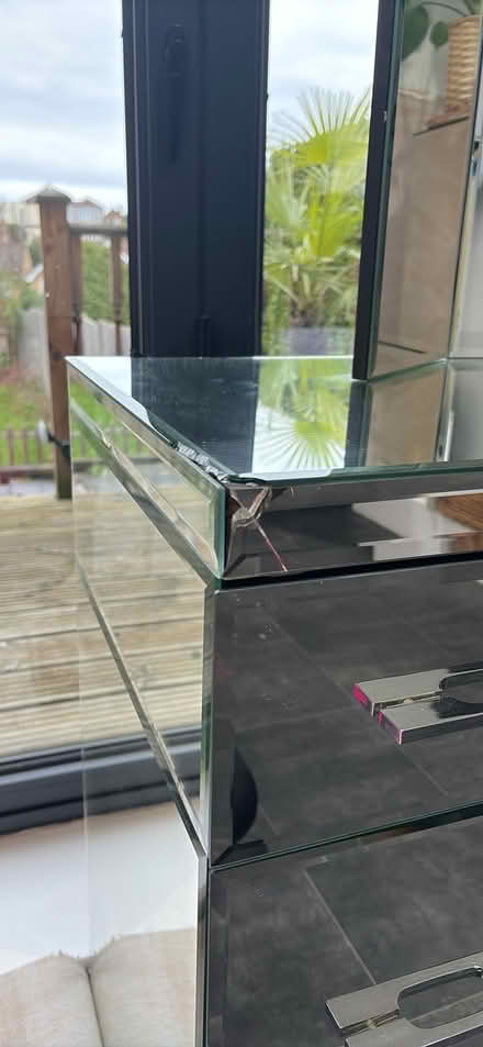 Photo of free Mirrored Dressing Table (Bexleyheath DA6) #4