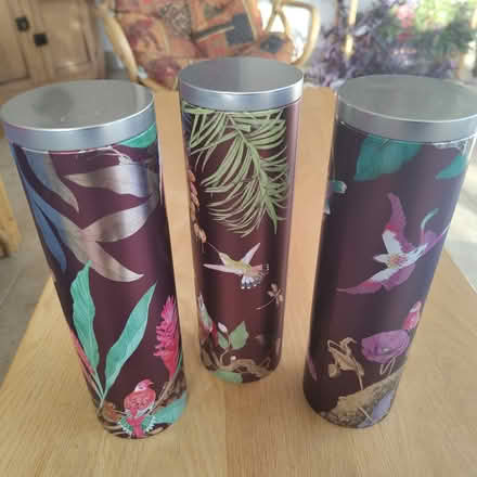 Photo of free Biscuit tin #4 (OX4 Rose Hill) #1