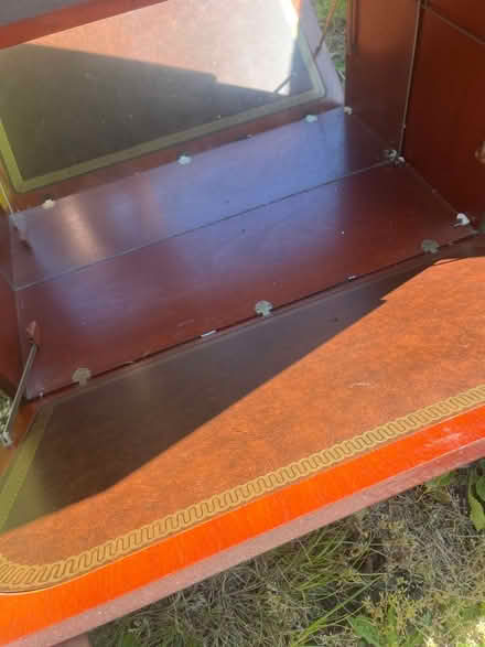 Photo of free G-plan tv cabinet (EN14QG) #3