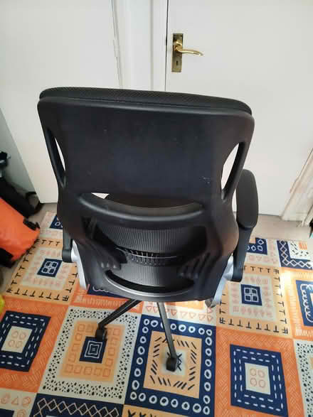 Photo of free Office/desk chair (Kew Bridge, W4) #3