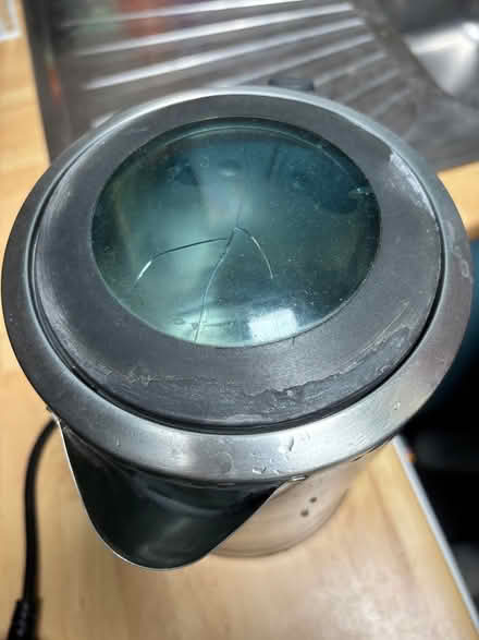 Photo of free used stainless steel kettle (SE24) #2