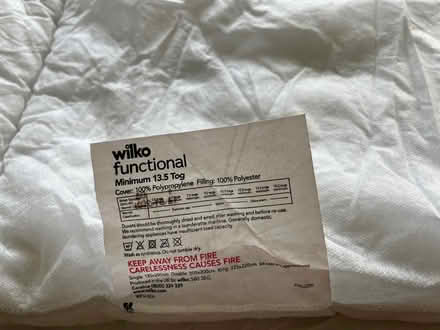 Photo of free Polyester duvet 180x180cm (Cottonmill AL1) #1