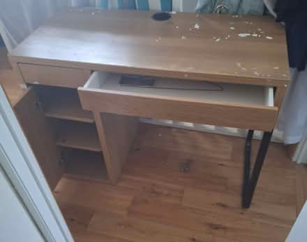 Photo of free desk – needs a bit of TLC (Huntstown Dublin 15) #1