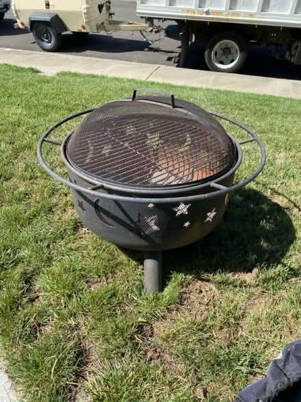 Photo of free Fire Pit (David & Bancroft) #2