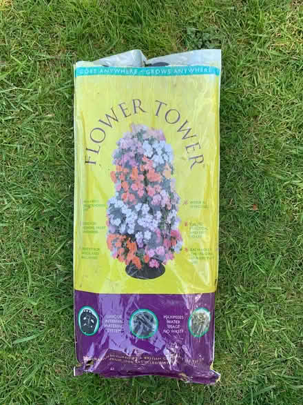 Photo of free Flower towers (Hoton LE12) #1