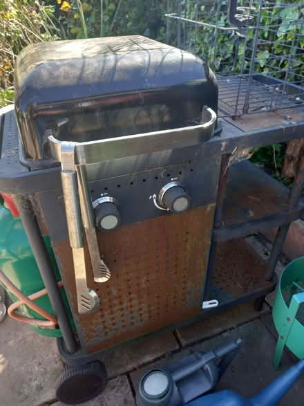 Photo of free BBQ (Shobdon HR6) #3