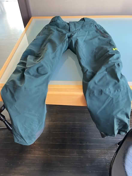 Photo of free snow pants men’s med, ripped (Berkeley) #2