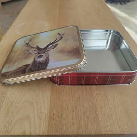 Photo of free Biscuit tin #5 (OX4 Rose Hill) #2