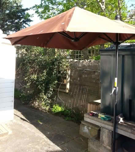 Photo of free Garden cantilever parasol (Bawdrip TA7) #1