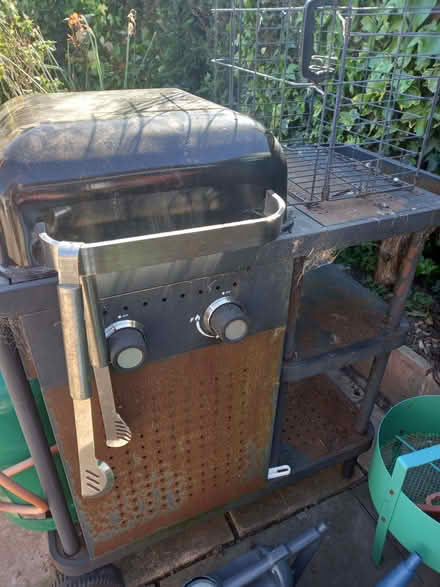 Photo of free BBQ (Shobdon HR6) #2