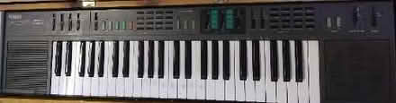 Photo of free vintage keyboard and stand (Moor Allerton LS17) #1