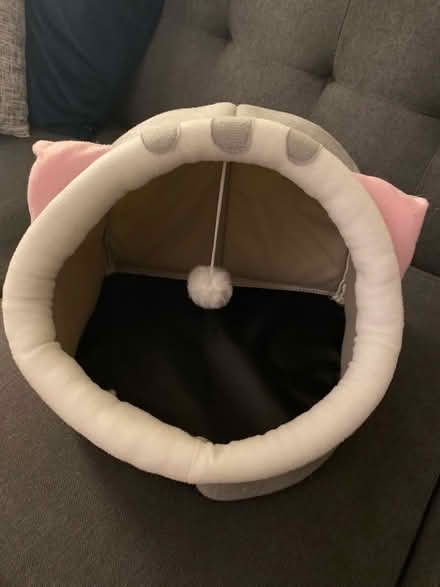 Photo of free Cat bed (small) (Stockbridge EH3) #1