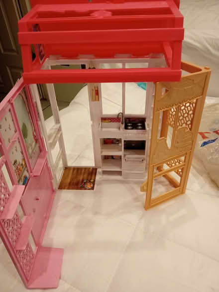 Photo of free Plastic doll house (Richmond TW9) #2