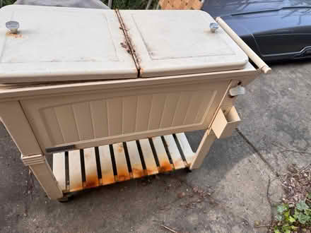 Photo of free Patio Ice box (Woodridge (20018)) #1
