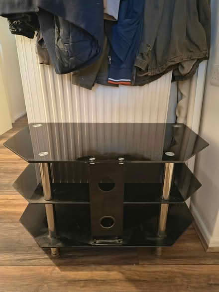 Photo of free TV stand (New Milton Hampshire) #1