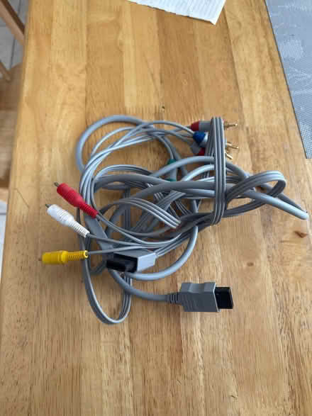 Photo of free Wii Nintendo cords (Weston) #1