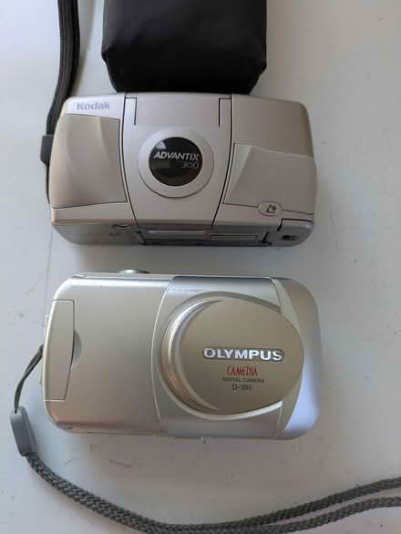 Photo of free 2 cameras: Kodak & Olympus (Coombe Bissett SP5) #1