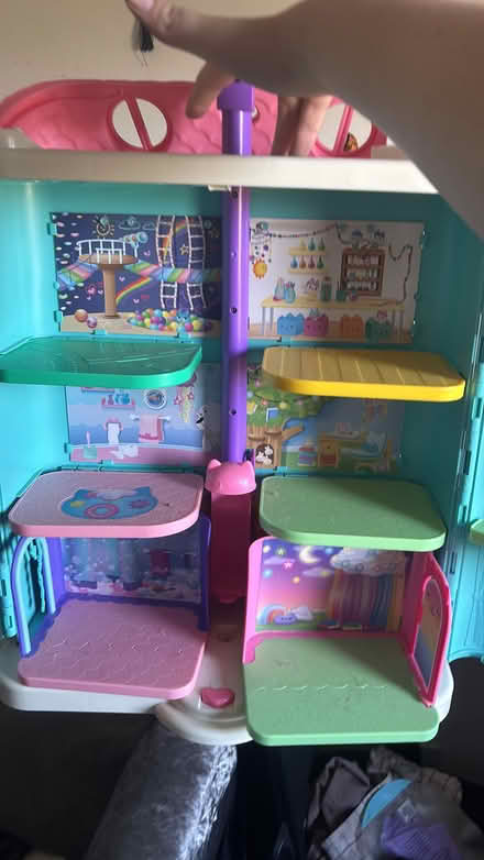 Photo of free Gabby’s dollhouse dollhouse (Penarth CF64) #3