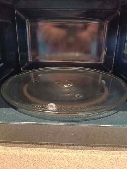 Photo of free Samsung Microwave (Napsbury AL2) #3