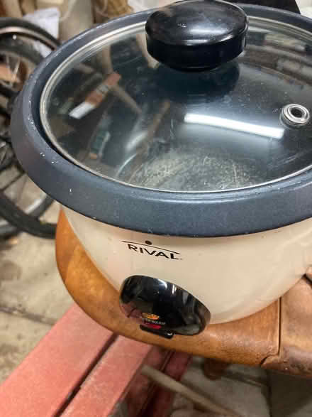 Photo of free Small rival brand rice cooker (Foothill Boulevard Cupertino) #1
