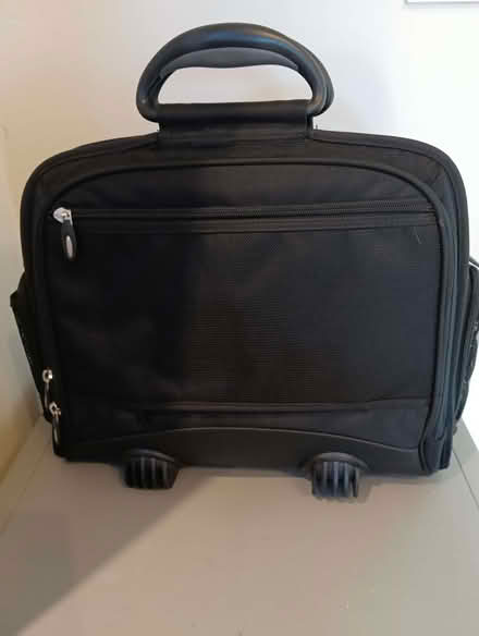 Photo of free Targus laptop bag (Napsbury AL2) #2