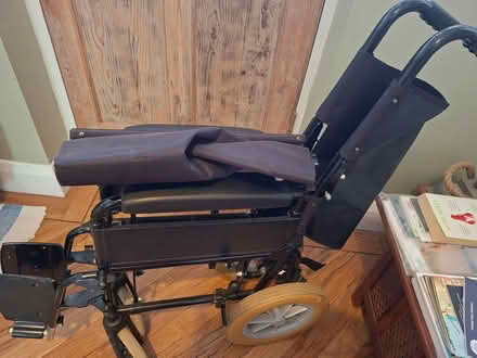 Photo of free Wheel chair to give away (Wallington SM6) #2
