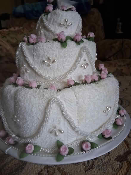 Photo of free faux wedding cake for showers etc (Smithtown) #1