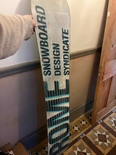 Photo of free Used snowboard (NW10) #1