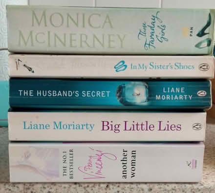 Photo of free Women's/Contemporary fiction (east twickenham) #1