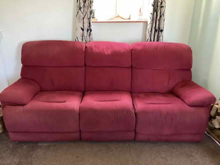 Photo of free Recliner Sofa Suite (Crossgates LD1) #2