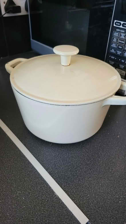 Photo of free Heavy pot (Southend, SS1) #1