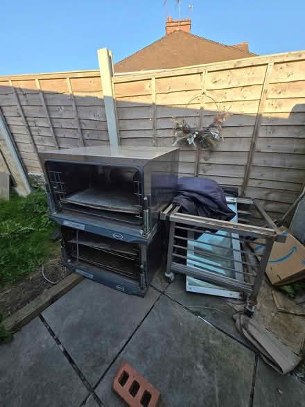 Photo of free furniture - Oldbury B68 (Oldbury - B68) #1