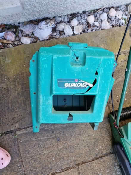 Photo of free Electric lawnmower (Juniper Green, EH14) #2